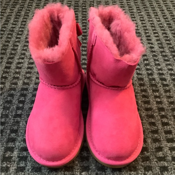 Ugg Uggs Bailey bow toddler girls cerise hot pink fuchsia boots size 9 - Picture 2 of 7